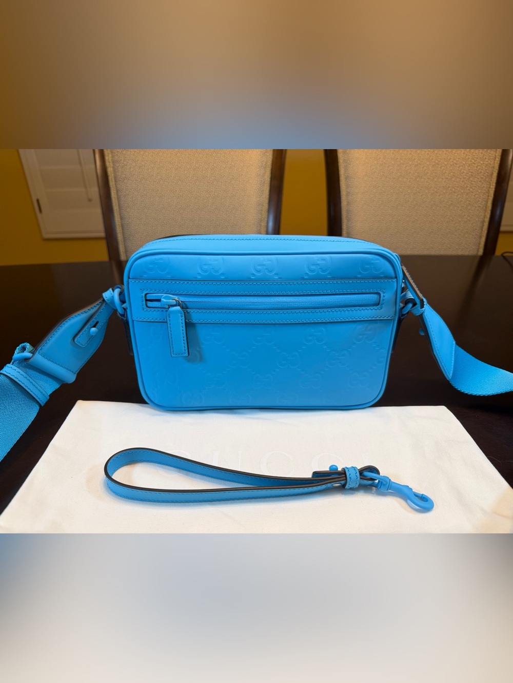 New Authentic Gucci GG Supreme Logo Blue Leather Shoulder Bag - Picture 2 of 16